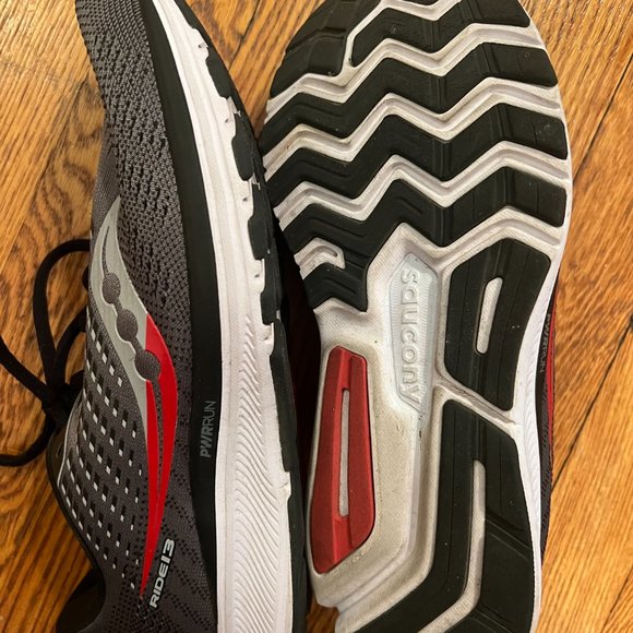 Men's Saucony Ride 13, Size 9 - Picture 5 of 6